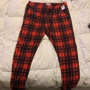 Urban Outfitters - Plaid Skinny Pants (Size XL)